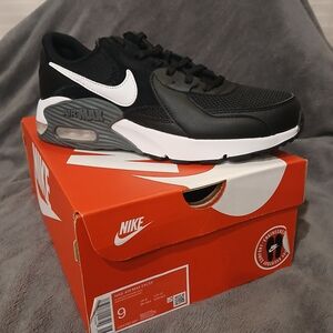 Nike Air Max Black and White Sneakers